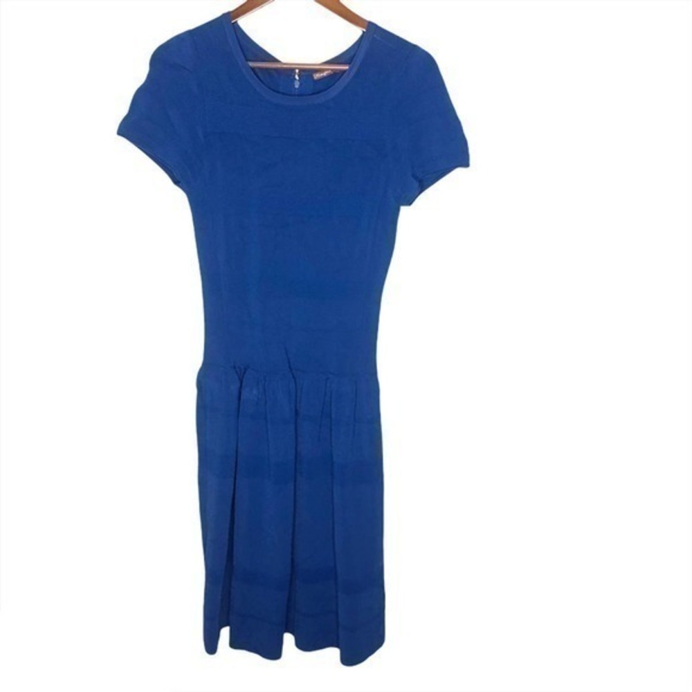 J McLaughlin blue every day short sleeve dress
